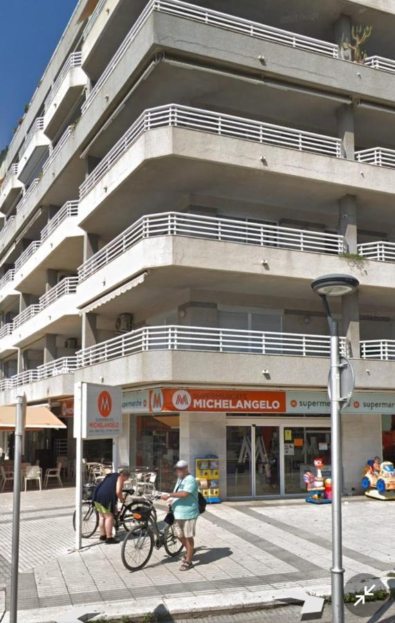Apartamentos Ch Salou Exteriör bild